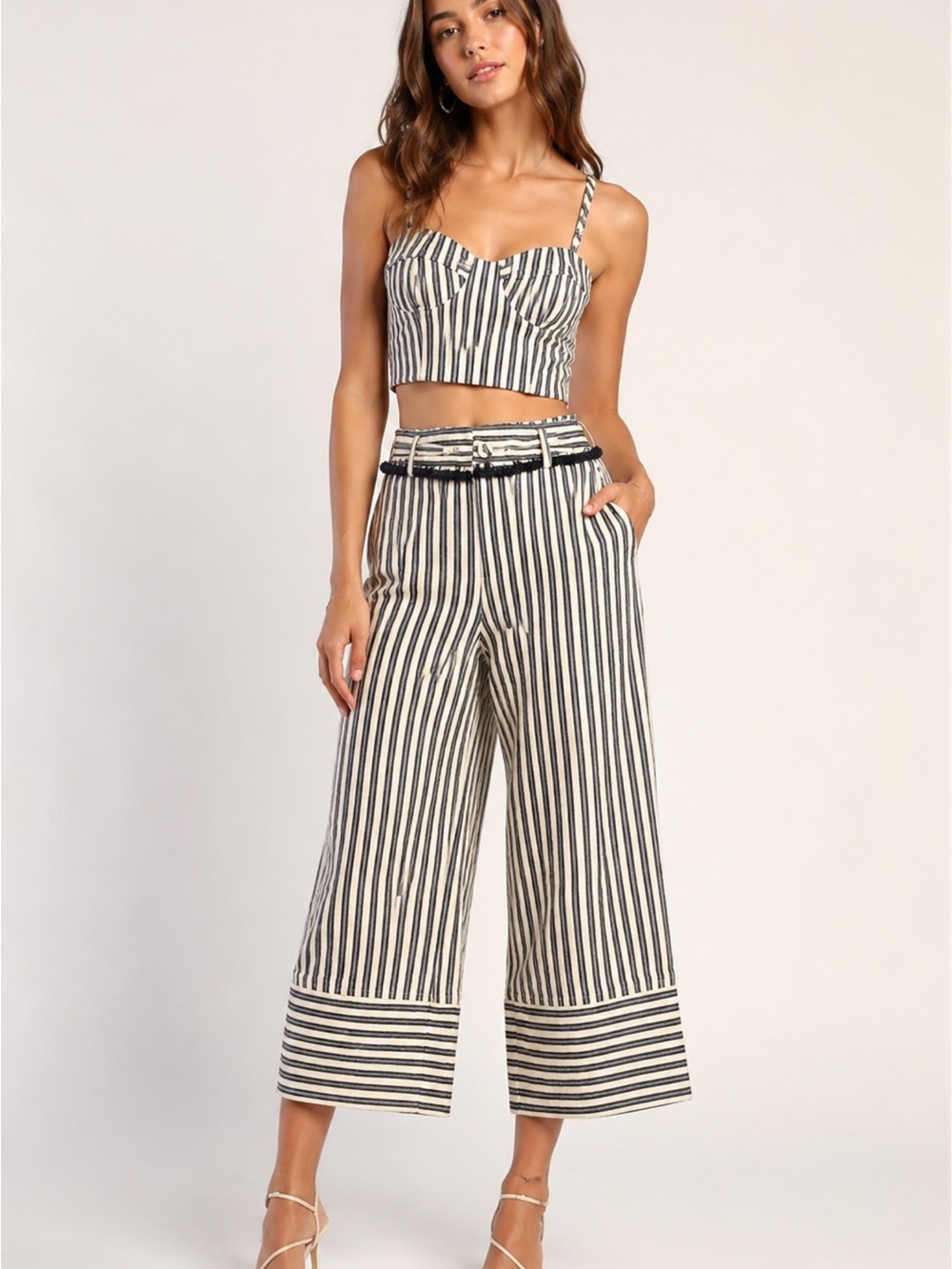 Moon River Black and White Striped Wide-Leg Crop Pants and Corset Top NWT  XS
